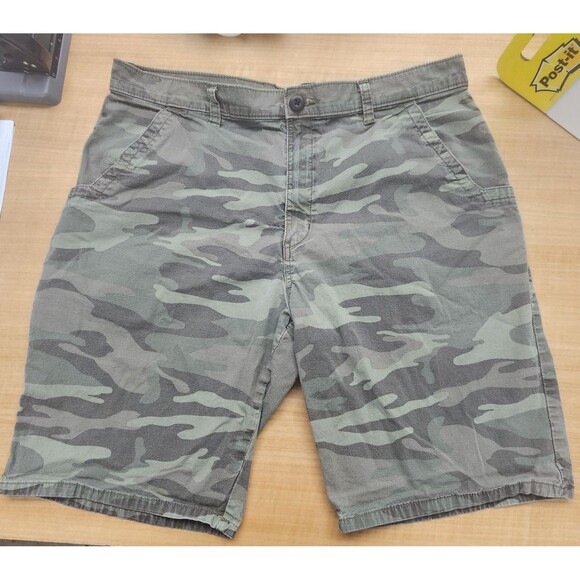 Dickies Shorts Mens 36 Green Camouflage Camo Chino Utility Pockets Workwear - Picture 1 of 6